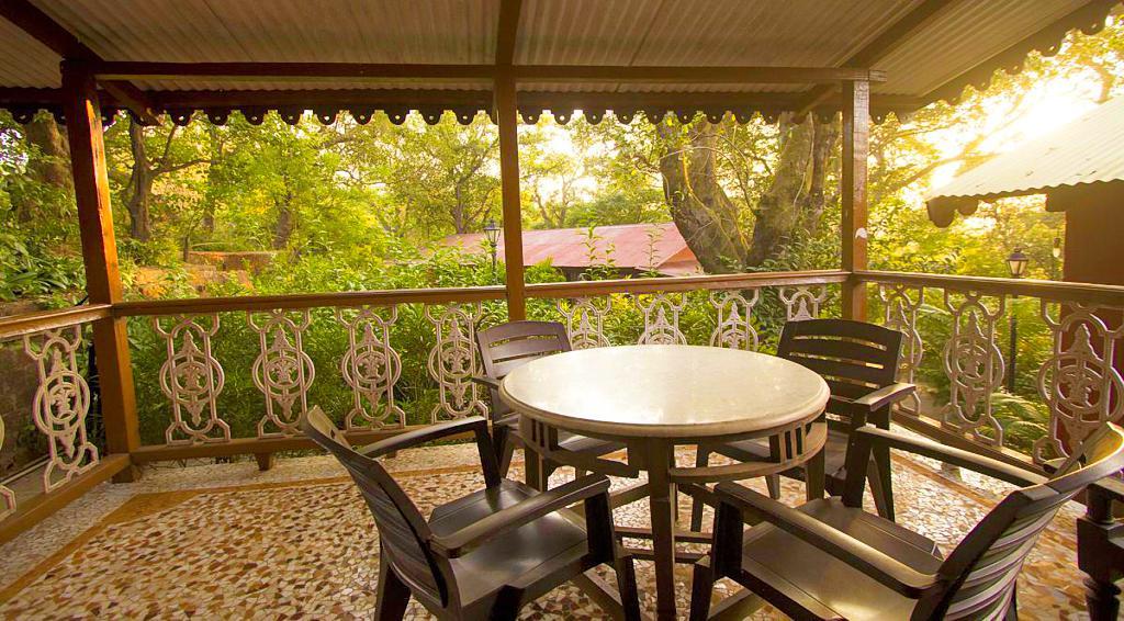 Radha Cottage Matheran Exterior photo