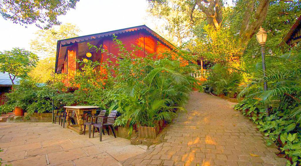 Radha Cottage Matheran Exterior photo